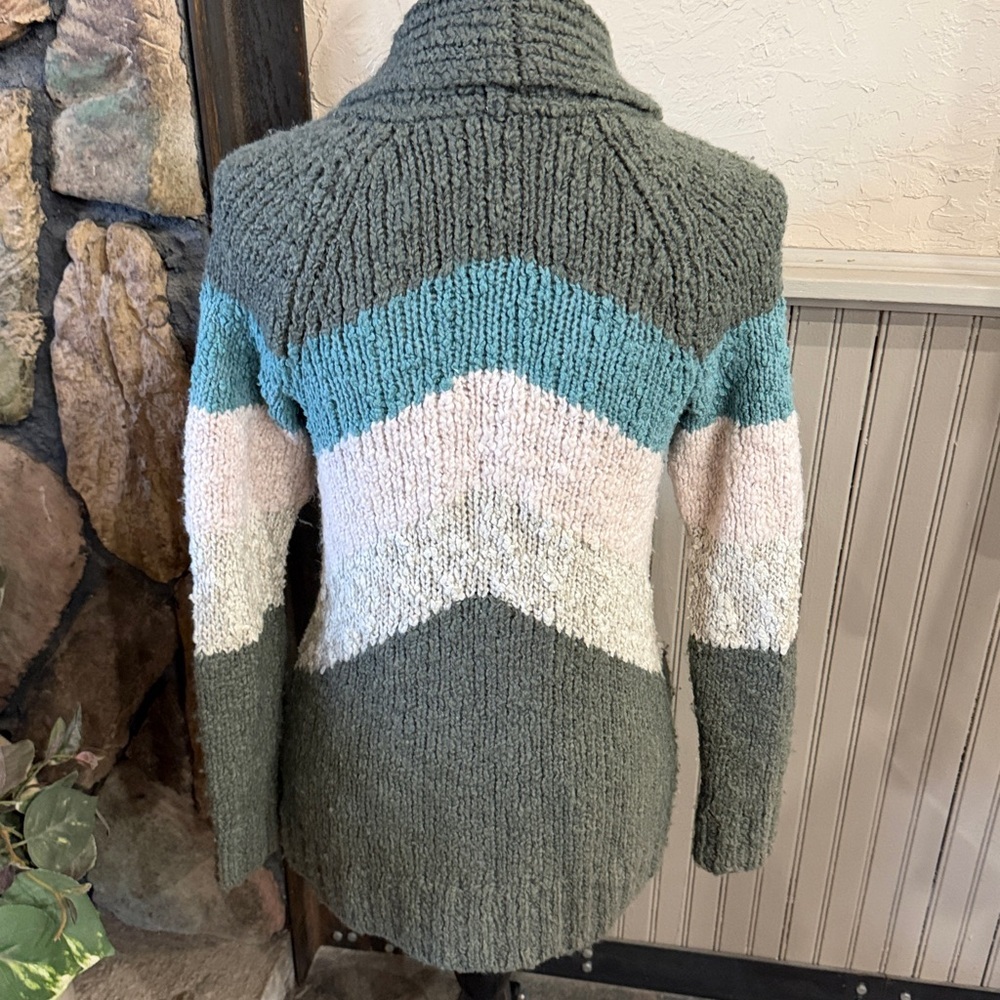 Free People Green and Blue Button-Up Cardigan - Picture 2 of 5